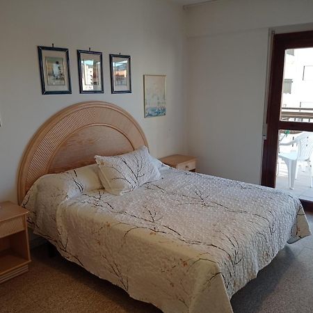 Manila Solo Familias Serviplaya Gandia Ngoại thất bức ảnh