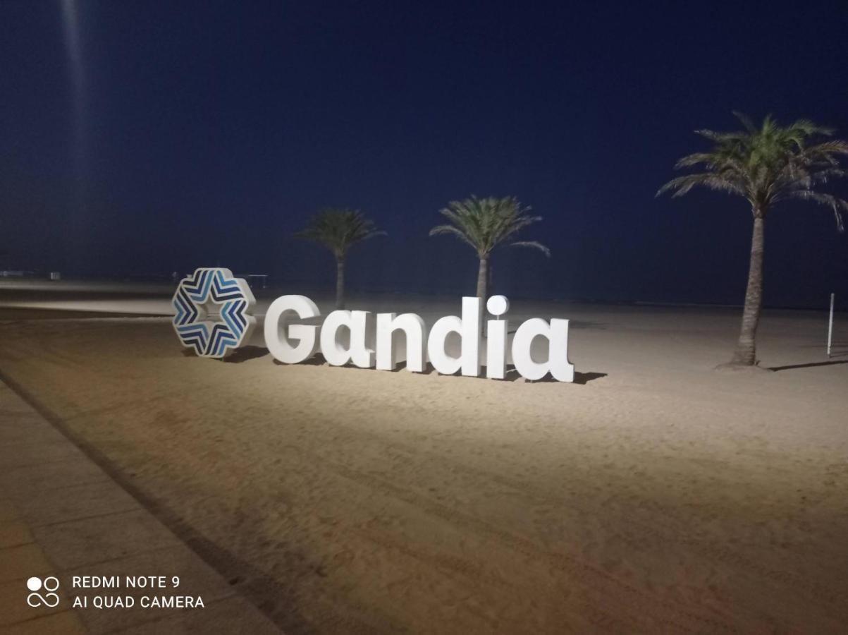 Manila Solo Familias Serviplaya Gandia Ngoại thất bức ảnh