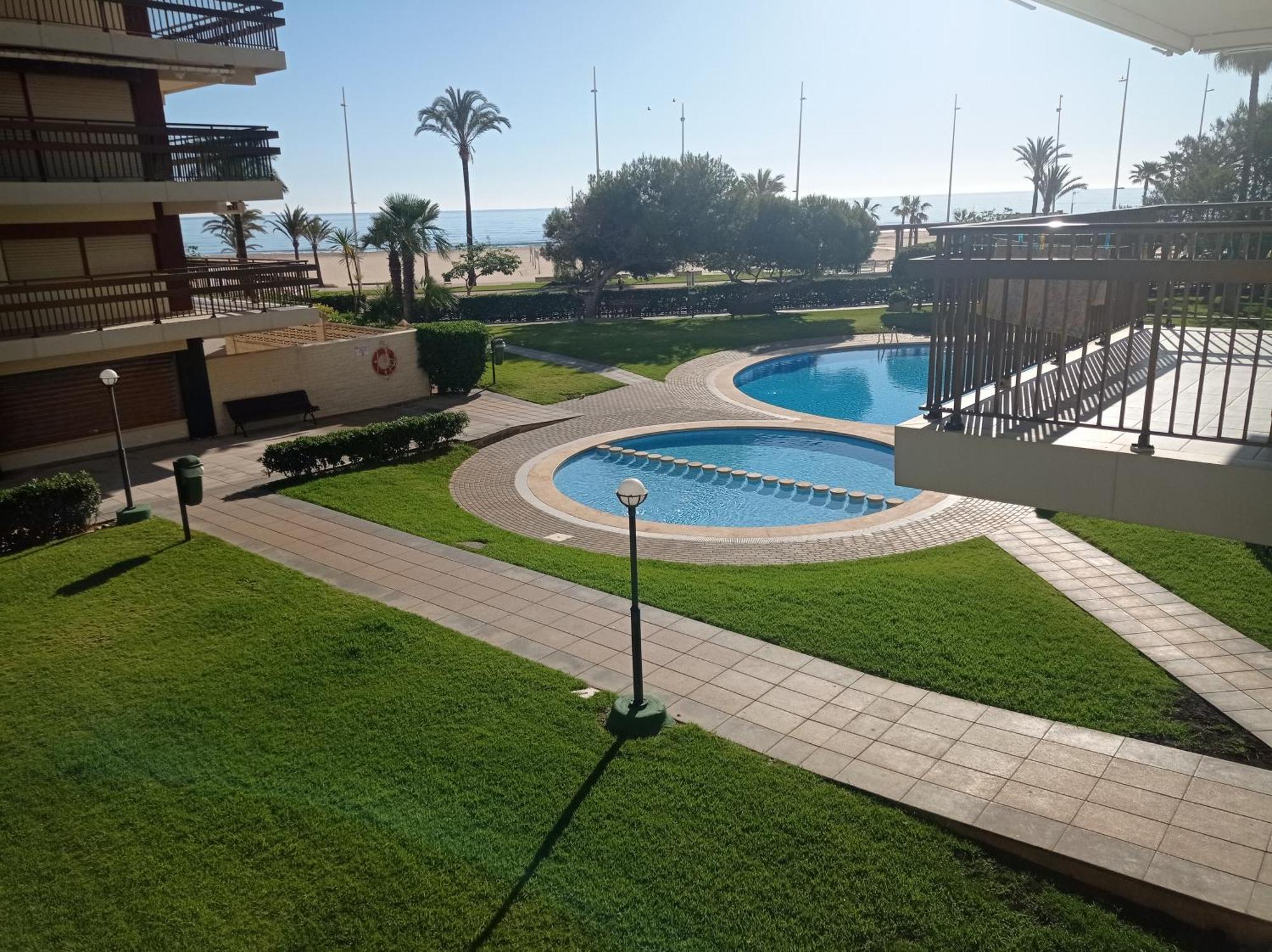 Manila Solo Familias Serviplaya Gandia Ngoại thất bức ảnh