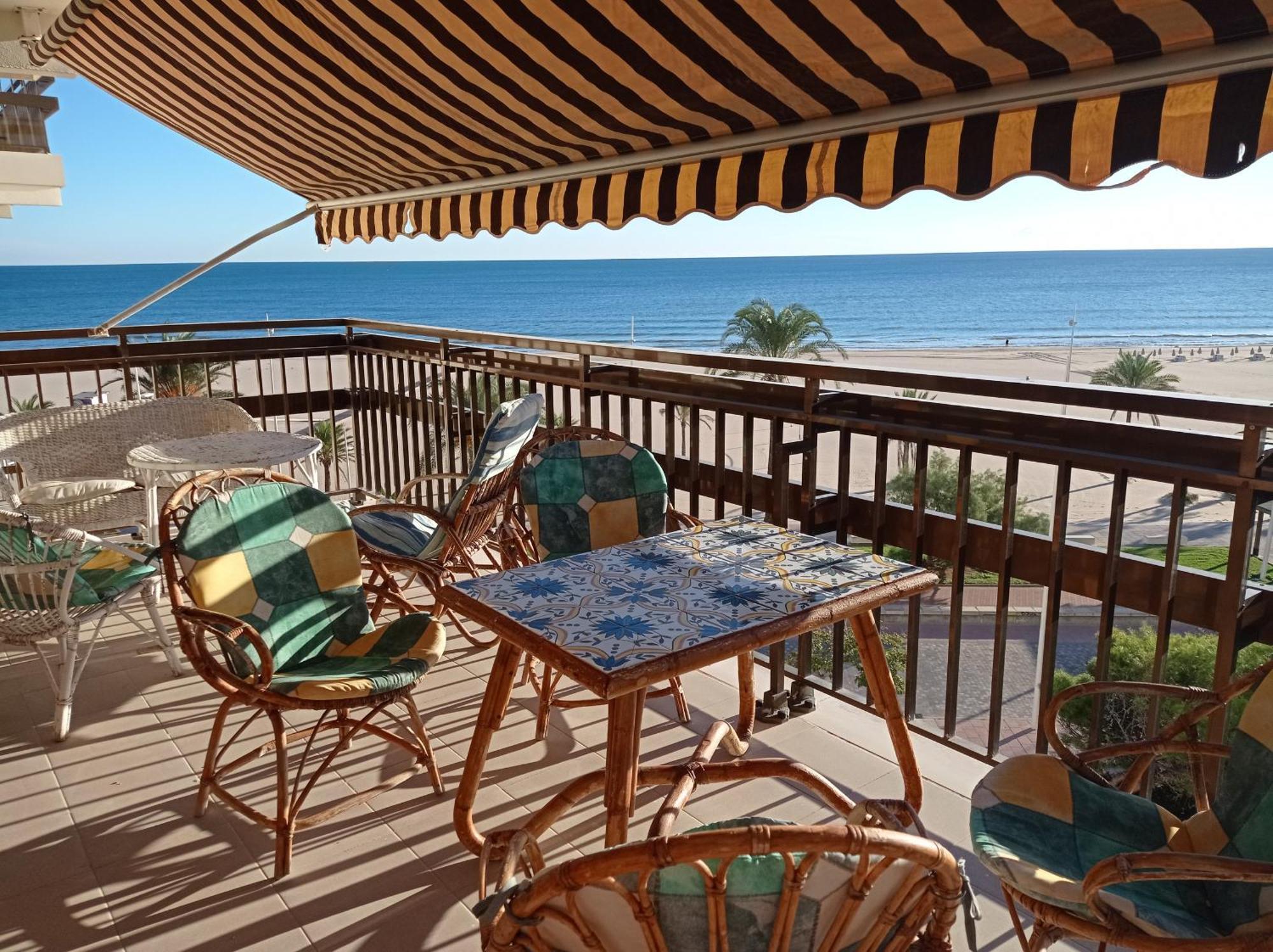 Manila Solo Familias Serviplaya Gandia Ngoại thất bức ảnh