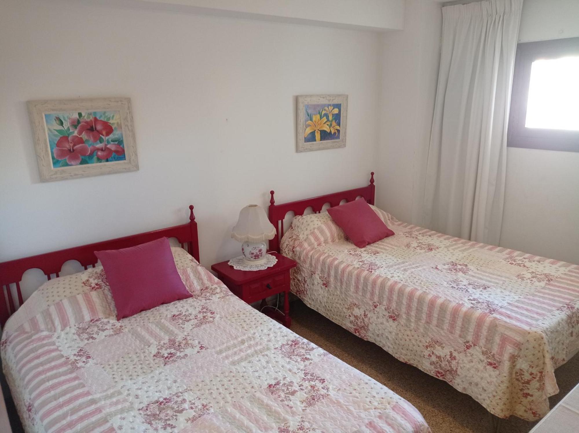 Manila Solo Familias Serviplaya Gandia Ngoại thất bức ảnh
